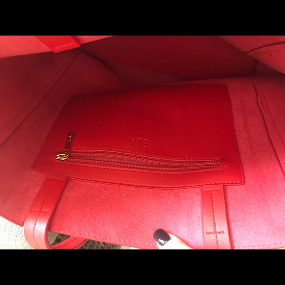 Leather Red - Picture 3 of 6